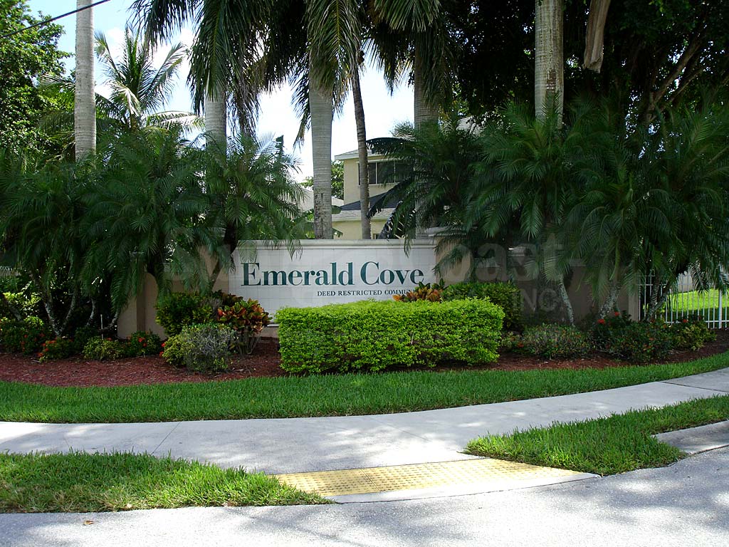 Emerald Cove Signage